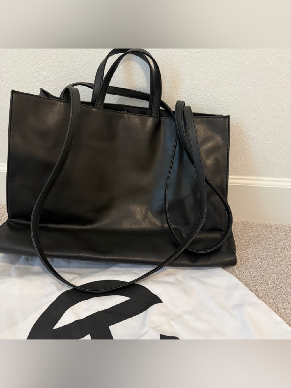 Telfar Large Black Shopping Bag - Picture 3 of 3